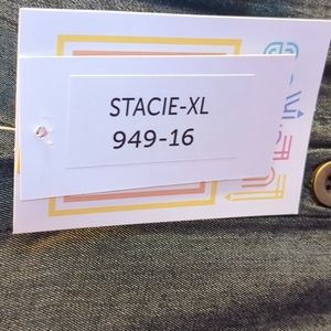 LuLaRoe Stacie
